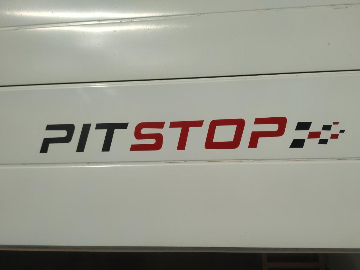Pit Stop Malaga Zewnętrze zdjęcie